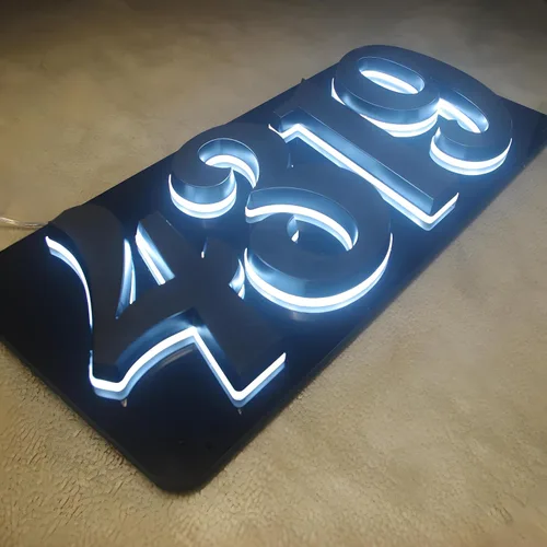 Vista 3 de Números de casa personalizados con cable y energía solar iluminados en 3D, luces LED verticales, horizontales y modernas, placa de dirección