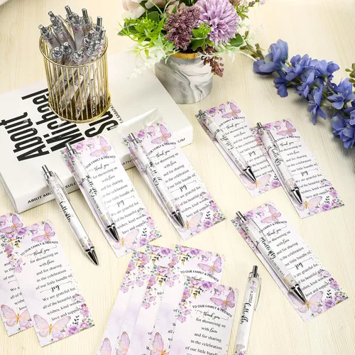 Vista 4 de 36 juegos de recuerdos de mariposa para baby shower para invitados, incluye bolígrafos morados de papel rodante con tarjetas de felicitación a