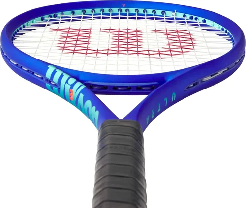 Vista 4 de Wilson Raqueta de tenis Ultra 100UL V5, comodidad ultraligera, rendimiento impulsado por potencia, agilidad rápida, punto dulce mejorado
