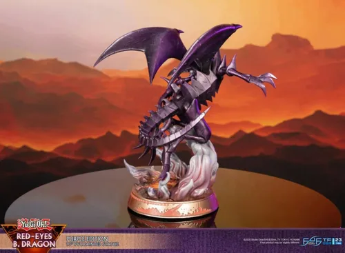 Vista 6 de First 4 Figures Red Eyes B. Dragon Purple Edition Estatua