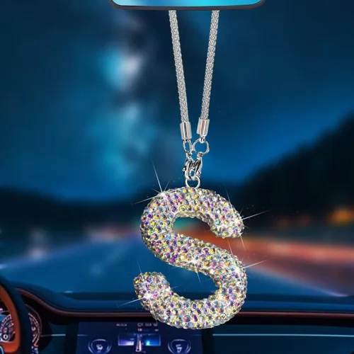 Vista 11 de Colgante de cristal brillante en forma de C, accesorios de automóvil para mujer, accesorios de espejo retrovisor con diamantes de imitación