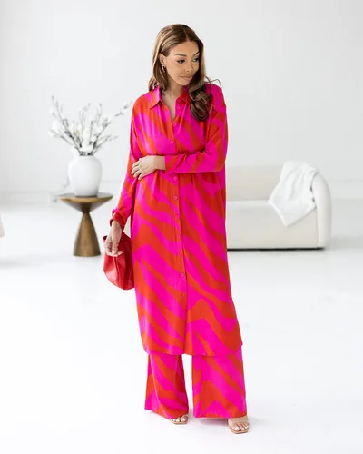 Vista 4 de The Drop Vestido camisero con estampado de cebra rosa y rojo para mujer de victoriouslogan