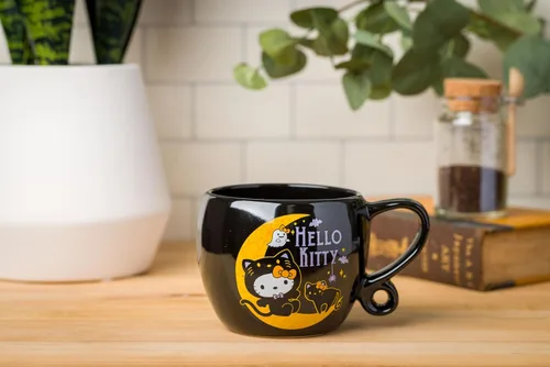 Vista 5 de Taza de cerámica Silver Buffalo Sanrio Hello Kitty con asa de lazo de Halloween, 15.9 onzas Sanrio Hello Kitty - Bucle de Halloween