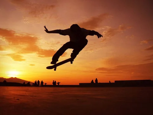 Vista 6 de Patineta profesional completa de 31 pulgadas, 7 capas de madera de arce cóncava, patinetas cóncavas de doble patada para adolescentes