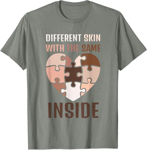 Vista 26 de Camiseta con texto en inglés "Black History Month Different Skin With The Same Love Inside