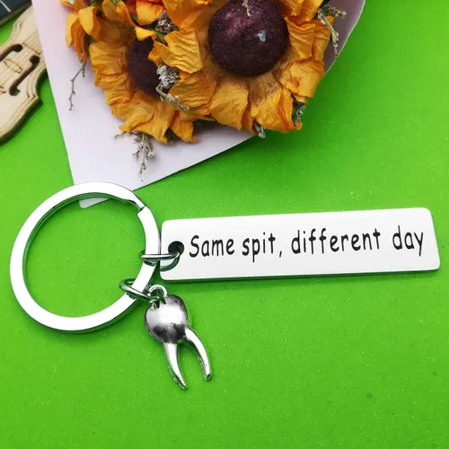 Vista 2 de Divertido llavero para dentistas regalo de la misma escupita regalo para diferentes días de higiene dental dentista dentista oficina ortodoncista