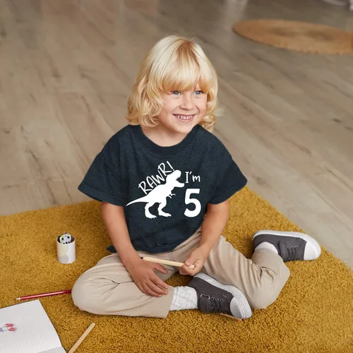 Vista 2 de rawr im 5 Dinosaur 5th Birthday Shirt Boy Roar Five Year Old Dino Camiseta rex