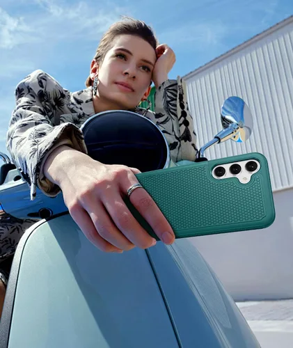 Vista 153 de FNTCASE Funda para iPhone 17 Pro: Fundas delgadas translúcidas de color azul claro compatibles con MagSafe, protección completa de la cámara