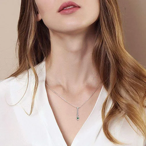 Vista 2 de JO WISDOM Collar con colgante de corazón de plata de ley 925 con circonita cúbica AAA