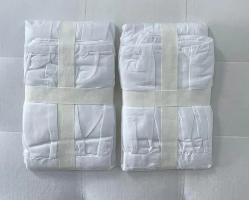 Vista 2 de Pottery Barn Hadley - Juego de dos fundas Euro fruncidas ~ Blanco NWT