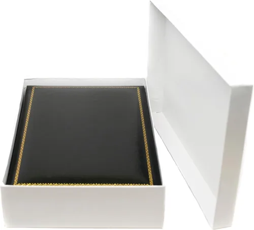 Vista 4 de Joyero Caja de regalo de collar negro de la colección Carter, ultra felpa, borde dorado, incluye embalador, 4.4 x 6.25 x 1.4 pulgadas
