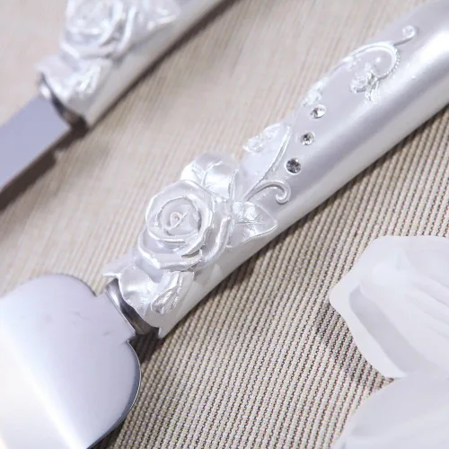 Vista 2 de Accesorios de boda - Juego de cuchillos y servidores personalizados, rosa en flor