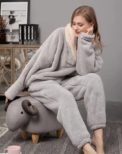 Vista 3 de BTPEIHTD Conjunto de pijama mullido para mujer, ropa de dormir de forro polar, sudadera de gran tamaÃ±o y pantalones sueltos