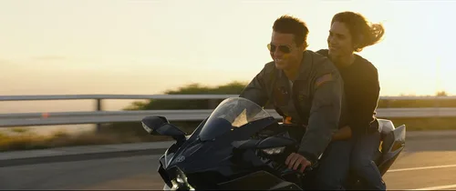 Vista 4 de Top Gun Maverick 4K UHD