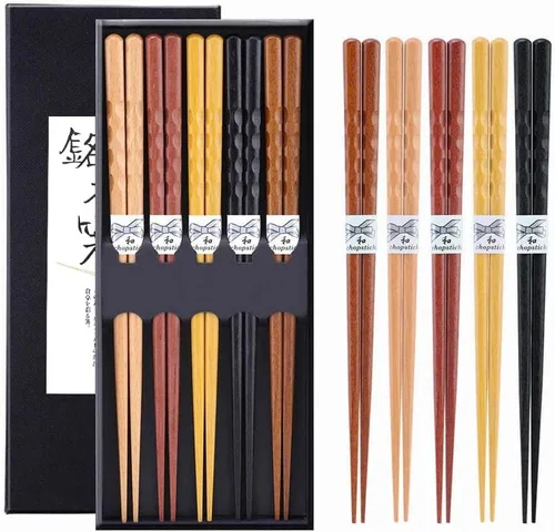 Vista 10 de MFJUNS Juego de 5 pares de palillos de madera, palillos reutilizables grabados con panda, palillos de palisandro/wengué/haya/madera de hierro, sin