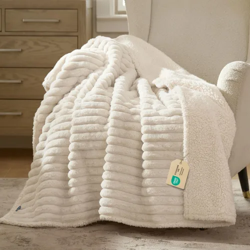 Vista 20 de Bedsure ComfyFleece® - Mantas impermeables para perros pequeños Crema