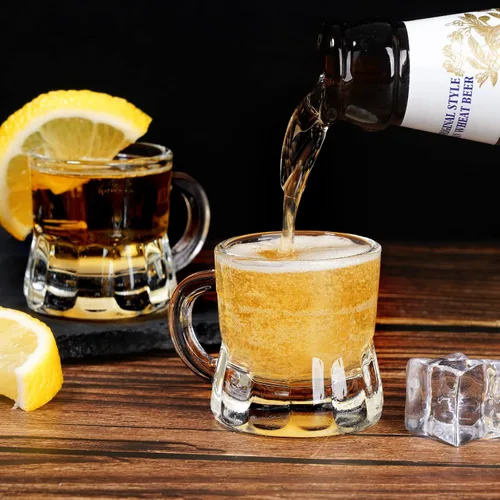 Vista 3 de ZZYFGH Paquete de 10 Mini Vasos de Chupito de Cerveza, Mini Vaso de Cerveza de Vidrio con Asa de 1.0 Onza, Vasos de Chupito para Tequila, Vodka