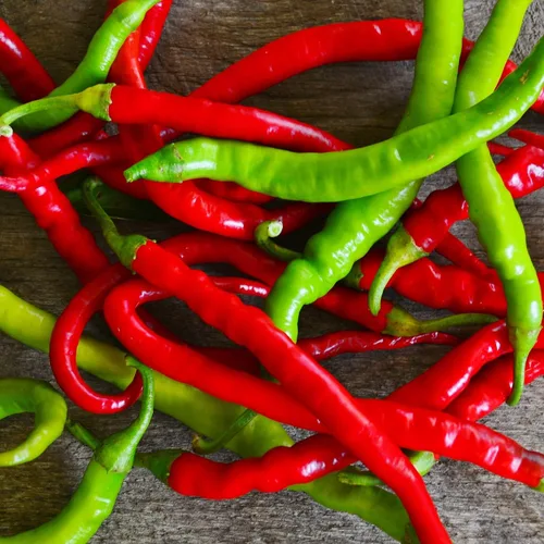 Vista 5 de Tatli Kil Sivri (Sweet Sivri) Pimienta turca - 25 semillas - Variedad de reliquia y polinizada abierta, cultivadas en Estados Unidos, semillas