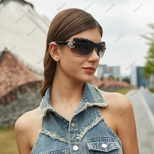 Vista 2 de Gafas de sol Y2K envolventes para mujeres y hombres, marco grande de una pieza, lentes degradados con diseño de escudo de moda