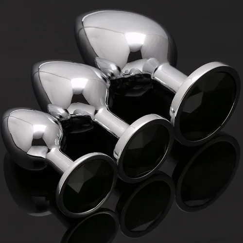 Vista 2 de AKStore 3 tapones anales fetiches de acero inoxidable con diseño de joyas lujosas para fantasías sexuales de bondage, tamaños grande, mediano y Negro