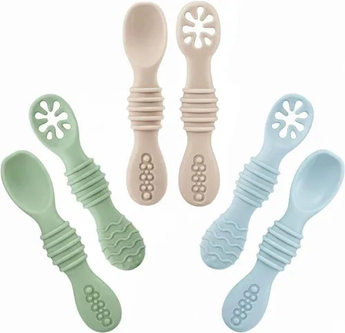 Vista 3 de PandaEar Juego de 3 baberos de silicona para bebés y 6 cucharas de silicona para bebés
