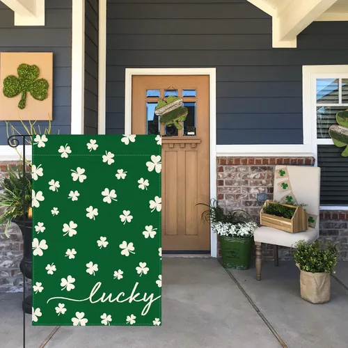 Vista 2 de AVOIN colorlife Bandera de jardín del Día de San Patricio de la suerte de 12 x 18 pulgadas de doble cara exterior, diseño floral de arpillera