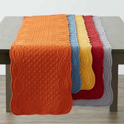 Vista 6 de DII Quilted Farmhouse Collection - Camino de mesa, 13x72, arándano