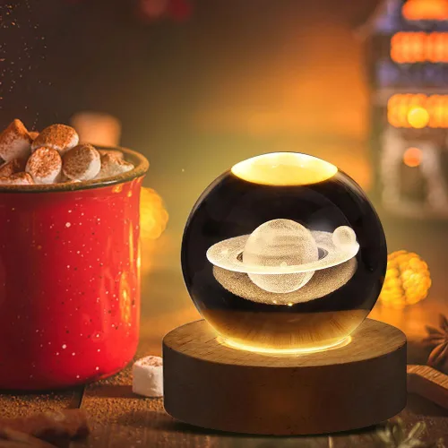 Vista 3 de Luz nocturna LED de bola de cristal, sistema de la Vía Láctea, lámpara de noche de cristal grabada en 3D con base de madera, carga USB