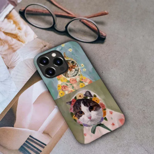 Vista 4 de CARLOCA Funda compatible con iPhone 15 Pro Max, funda protectora de gato en A para iPhone 15 Pro Max, TPU suave + PC duro 2 en 1, funda protectora