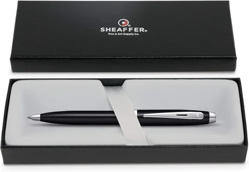 Vista 3 de Sheaffer 100 Bolígrafo de laca negra brillante con ribete cromado pulido