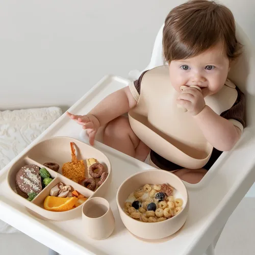 Vista 8 de SAMiGO Tazas de silicona para bebés de 6 a 12 meses, pequeñas tazas abiertas para entrenamiento y beber agua, suministros para el destete guiado por