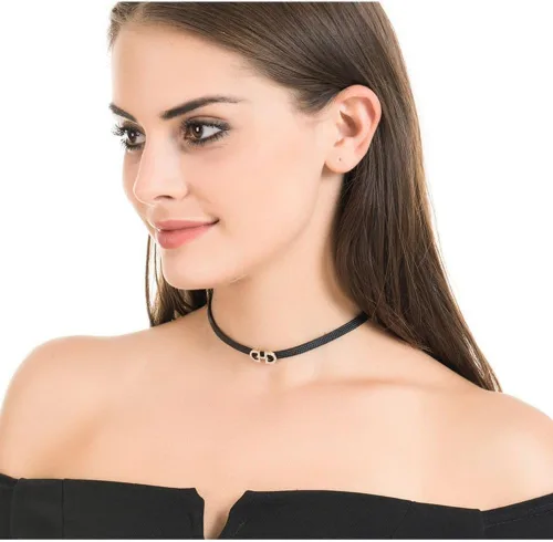 Vista 3 de MOOSKI Black Choker Necklace for Women,Adjustable Leather Velvet Choker Collar Pendant Necklace, Goth Jewelry Gifts for Girls.