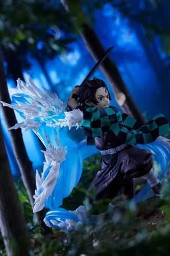 Vista 2 de Aniplex Demon Slayer: Kimetsu No Yaiba Tanjiro Kamado Figura Versión Deluxe