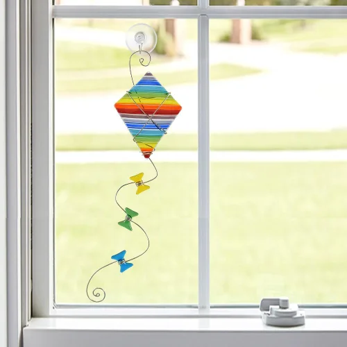 Vista 2 de Rainbow Kite Atrapasoles de vidrio fundido fabricado en Estados Unidos, 12.5 pulgadas