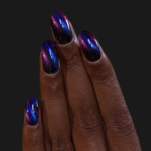 Vista 4 de ILNP After Hours Esmalte de uñas holográfico magnético azul profundo a base de negro