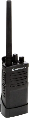 Vista 3 de Motorola Solutions RMV2080 Paquete de 2 con micrófonos de altavoz Radio bidireccional analógica 8 canales VHF 150.8-162
