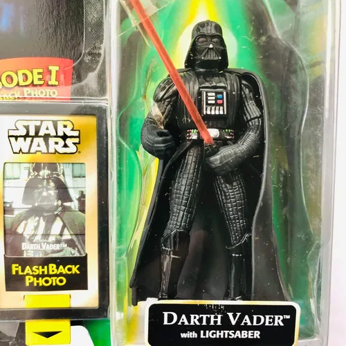 Vista 5 de Hasbro Star Wars Power of the Force POTF2 Flashback Figura de acción de Darth Vader