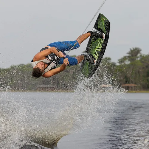 Vista 5 de RAVE Sports Elite Wakeboard/Kneeboard Rope