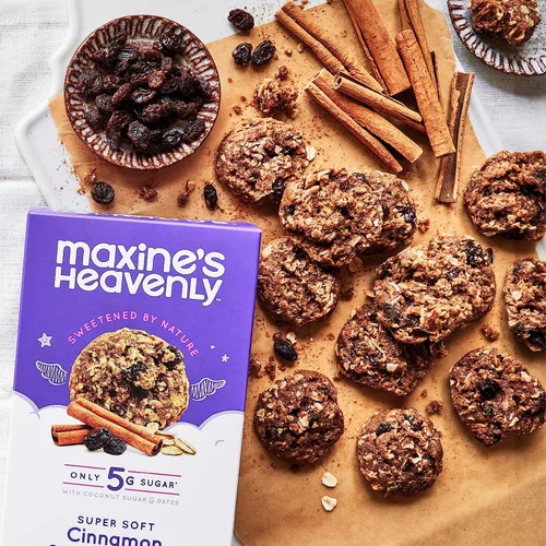 Vista 5 de Maxine's Heavenly Galletas de avena y pasas de canela, sin gluten, hechas con avena, endulzadas con azúcar de coco y dátiles Sabroso postre vegano