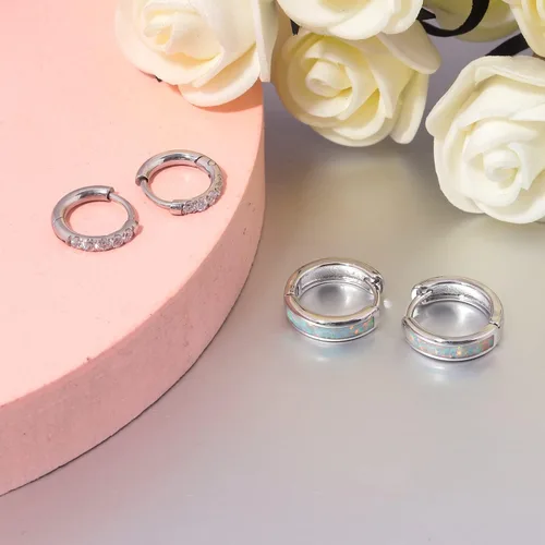Vista 194 de CiNily Aretes Huggie de ópalo con bisagras, chapados en oro, hipoalergénicos, pequeños aretes de aro para mujeres, adolescentes, niñas, hombres