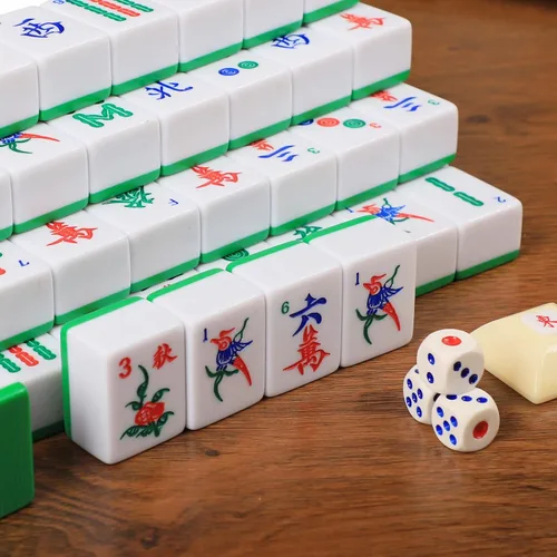 Vista 3 de Juego de mahjong chino, con 144 azulejos verdes de melamina numerados XL (1.5 pulgadas), 2 azulejos de repuesto, 6 dados y un indicador de viento