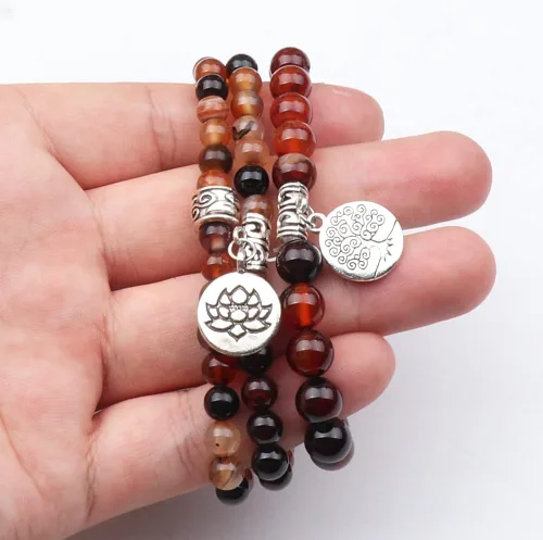 Vista 4 de UEUC 7 - Brazalete curativo de 7 chakras de hematita para mujer, juego de brazalete difusor con dije de flor de loto para yoga o reiki, brazalete