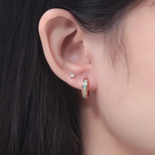 Vista 33 de CiNily Aretes Huggie de ópalo con bisagras, chapados en oro, hipoalergénicos, pequeños aretes de aro para mujeres, adolescentes, niñas, hombres