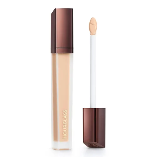 Vista 48 de Hourglass Corrector de aerógrafo Vanish. Corrector ligero e impermeable para un aspecto natural con aerógrafo