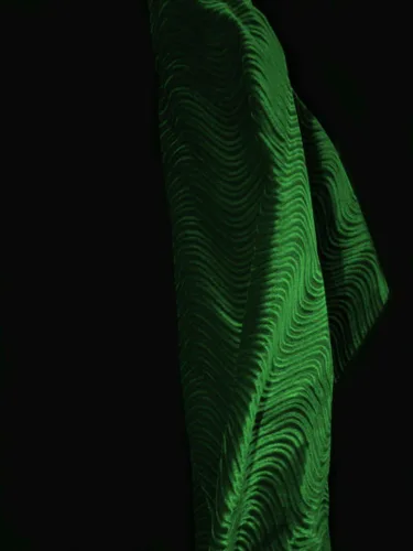 Vista 2 de The Yard - Tela de tapicería de terciopelo con remolinos ondulados, 60 pulgadas, 19 colores vendidos por The Yard (verde)