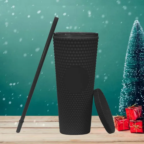 Vista 3 de Vaso Tachonado DIY de 24oz. Vaso Tachonado Negro Mate con Tapa y Pajita. Vaso de Viaje Reutilizable con Aislamiento de Doble Pared. Vaso de Plástico