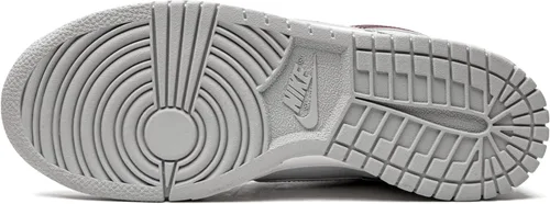 Vista 289 de Nike Kid's Dunk Low Sneaker