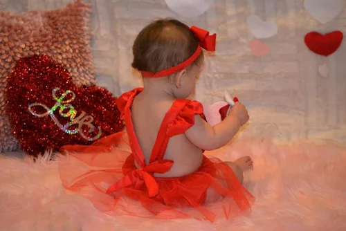 Vista 4 de Muasaaluxi Mameluco de San Valentín para niñas recién nacidas, vestido de tutú con manga volada, corazón y lentejuelas, traje de verano 0-3 años