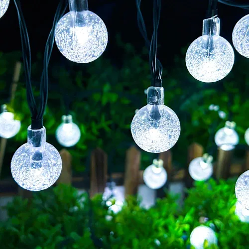 Vista 5 de Cadena de luces solares para exteriores resistentes al agua, 36 pies, 60 LEDs, 8 modos, luces solares de hadas con forma de globo de cristal
