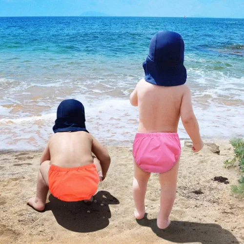 Vista 2 de Pañales de natación reutilizables para bebé, paquete de 2, pantalones lavables para niños y niñas de 0 a 3 años, lecciones de natación, regalos